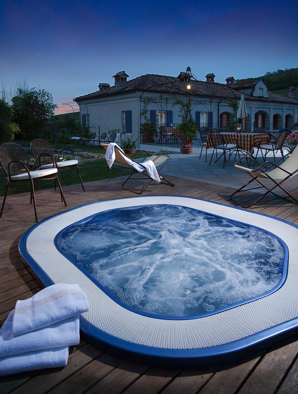 Marcarini Agriturismo Neviglie Ngoại thất bức ảnh