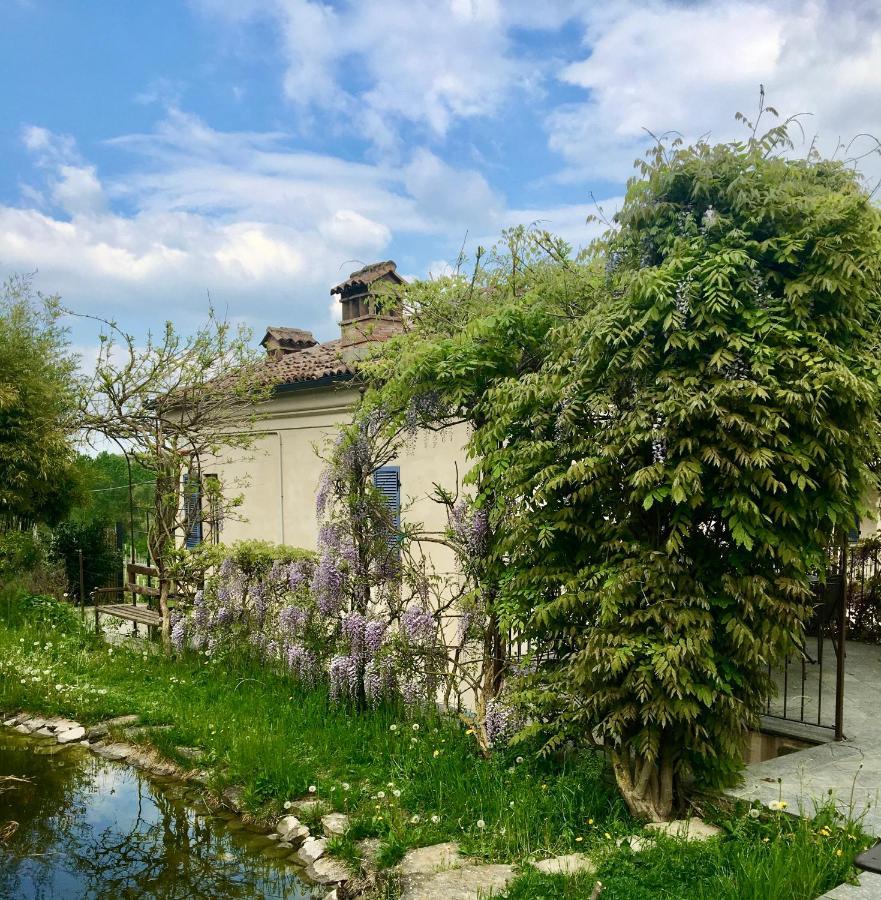 Marcarini Agriturismo Neviglie Ngoại thất bức ảnh