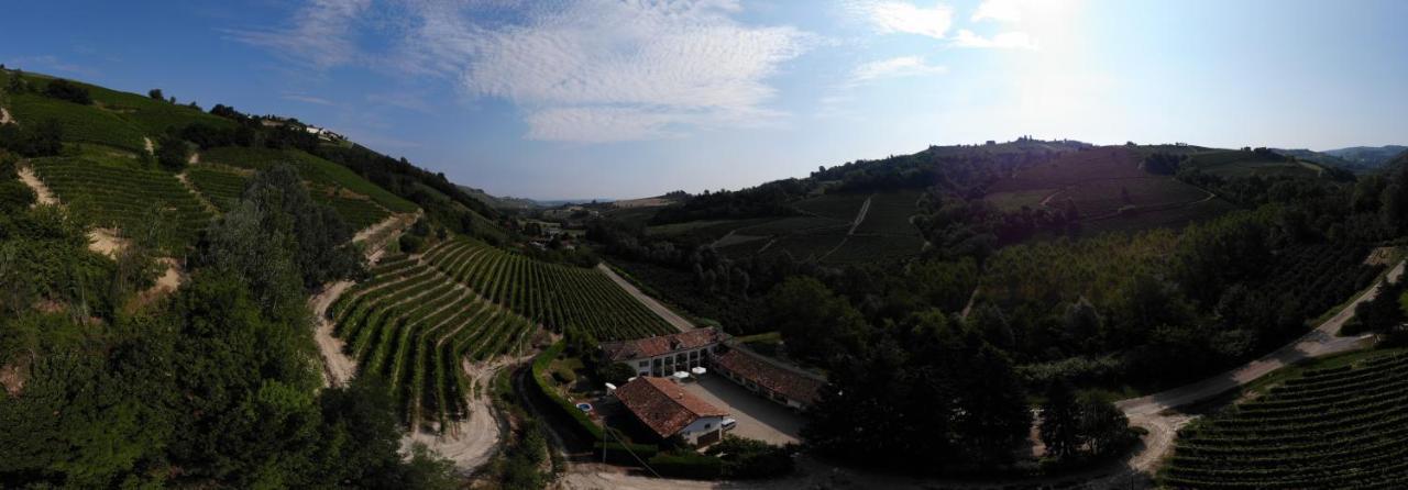 Marcarini Agriturismo Neviglie Ngoại thất bức ảnh